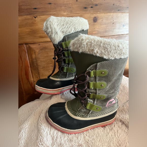 Sorel boots for girls - Picture 5 of 10